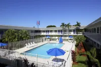 Motel 6 Lantana, FL