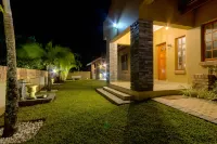 St Lucia Livingston Lodge