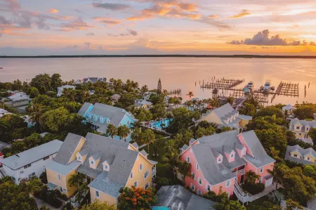 Valentines Resort & Marina Отели в г. Данмор-Таун