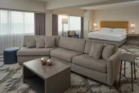 Sheraton Detroit Novi Hotel - Pools