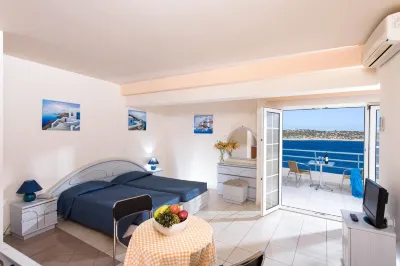 Creta Hotel
