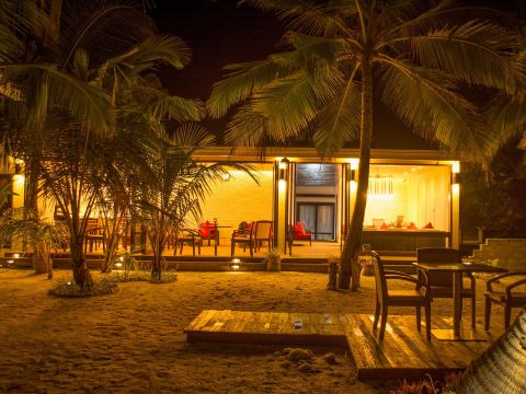 Lvis Blancura Hotel