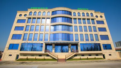 Emerald Hotel Baku Hotels near IntegralPlus mağazalar şəbəkəsi (Neftçilər 3)