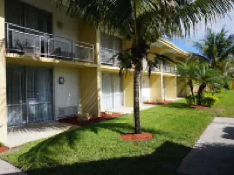 ฮอลลีวูดเกทเวย์อินน์ โรงแรมในฮอลลีวูด