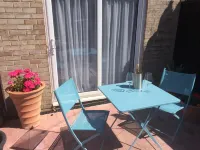 Basingstoke En Suite Room in Garden Annex Hotels in Cliddesden