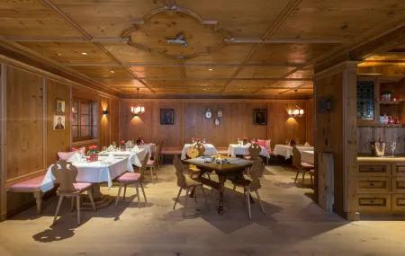 ElisabethHotel Premium Private Retreat- Adults Only