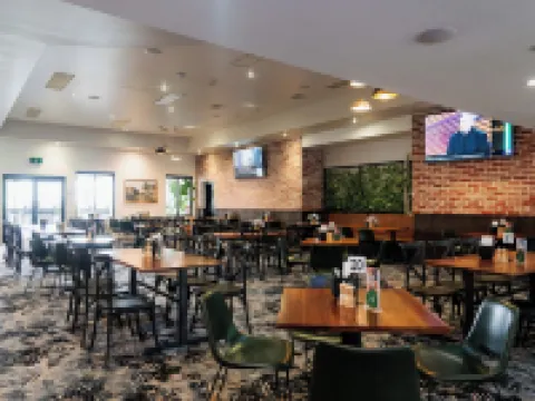 The Metropolitan Hotel Hotels in Mackay