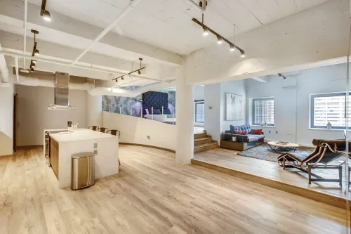 Etage Executive Living - Homestays