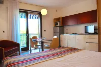 アパートホテル アルバトロス