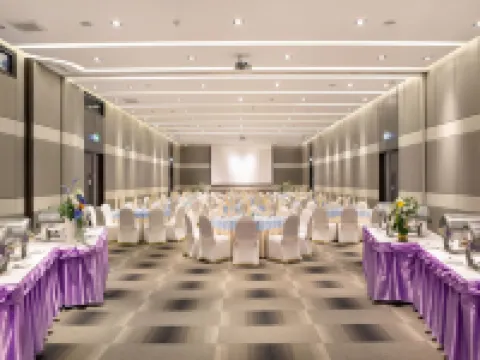 Mida Hotel Ngamwongwan Hotels in Nonthaburi