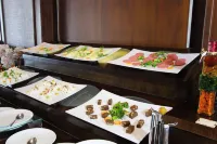 フンダ ホテル - 朝食