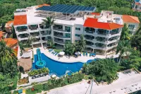 Aventuras Club Marina - Pools