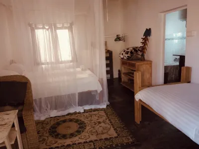 Gamboozini Lodge Hotels in 