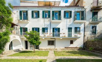 Borgo dei Saraceni - Domus Indomita