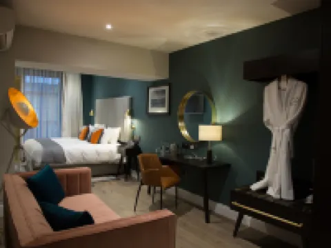The Bedford Townhouse Hotels near University of Limerick