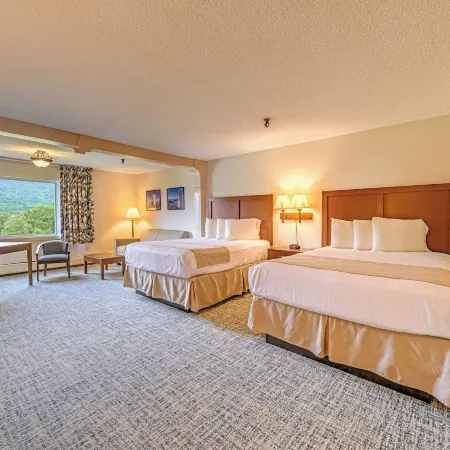Town & Country Inn & Resort