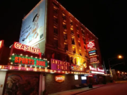 Hotel Nevada & Gambling Hall Hoteles en Ely