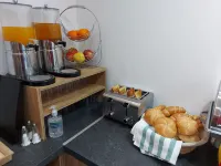 Vén Diófa De Lux Panzió - Frühstück