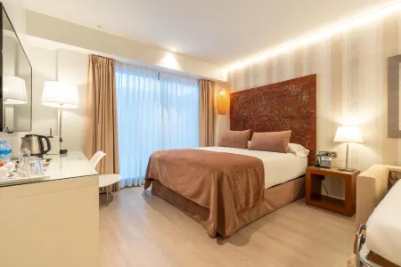 Serennia Fira Gran Via Exclusive Rooms