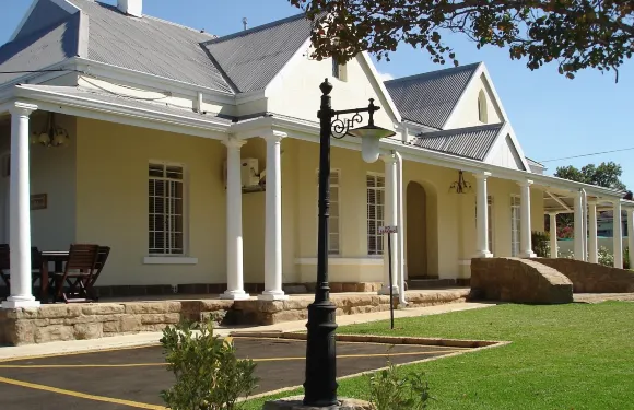 綠寶石別墅旅館