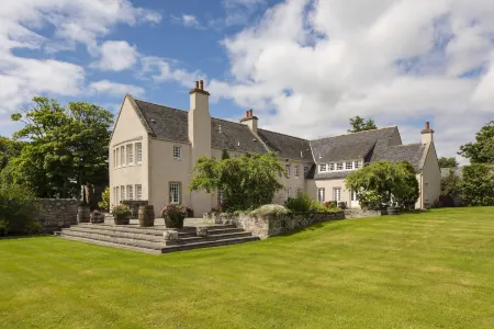 The Glenmorangie House Отели в г. Кромарти