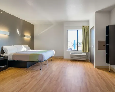 Studio 6 Buda, TX Hotels in Buda