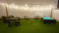 Stabile Hospitality Các khách sạn ở Xitta