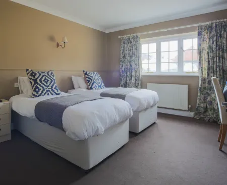 The Cricketers Inn Отели в г. Рогейт