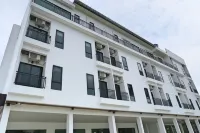 Good Morning Hotel at TakuaPa Hotels near The Little Amazon Takuapa - คลองสังเน่ห์