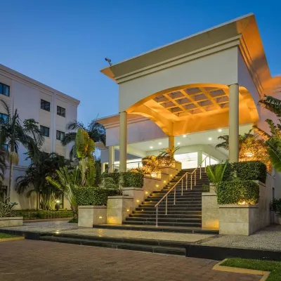 Hotel VIP Grand Maputo Hotels near Baixa