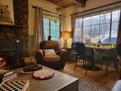 Cinnamon Bear Inn