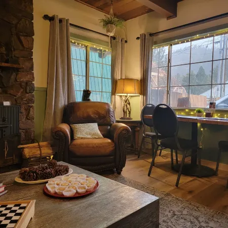 Cinnamon Bear Inn