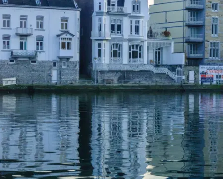 ラ ヴィラ バラ ナミュールのホテル