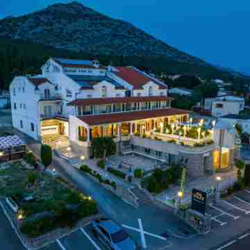 Hotel Vicko Hotel Exterior