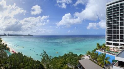 屋外プール グアム リーフ ホテルの写真