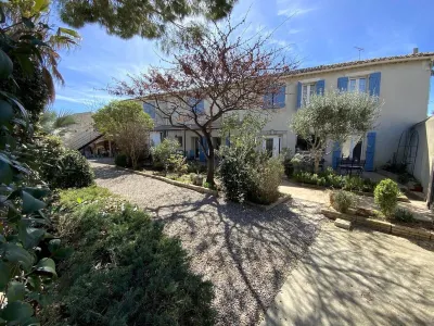 Le Colibri Bleu Hotel a Ginestas