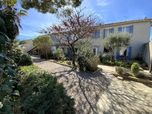 Le Colibri Bleu Hotel a Argeliers