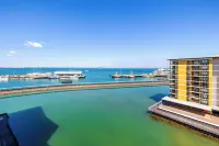 Darwin Waterfront Short Stay Apartments - Ocean View