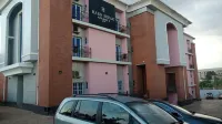 Hard Break Hotel and Suite Hôtels à : 