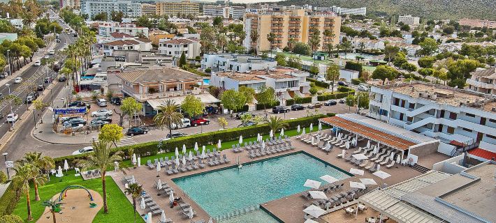 BQ Delfín Azul Hotel Hotele w: Raiguer