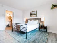 Scp Depoe Bay Hotels in Gleneden Beach