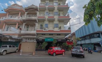 RedDoorz at H Agus Salim Street Pontianak
