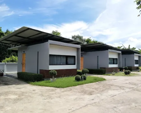 The Lofts Eco Hotels in Sung Noen