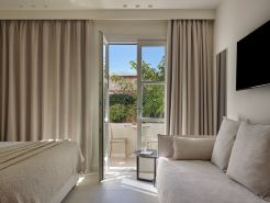 Doryssa Method Hotel