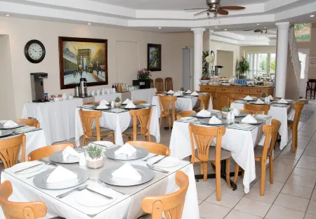 Bell Rosen Guest House