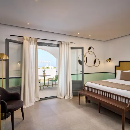 Alleys All-Suite Hotel & Spa