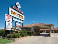 Buckaroo Motor Inn Hotels in Warwick