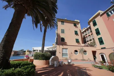 Hotel Miramare & Spa Hotels near Via XXV Aprile