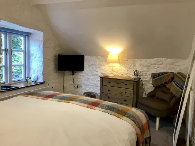 Lucy's Tearoom Hotels in Moreton-in-Marsh
