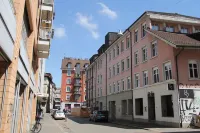 Stay2Night City Center Hostel